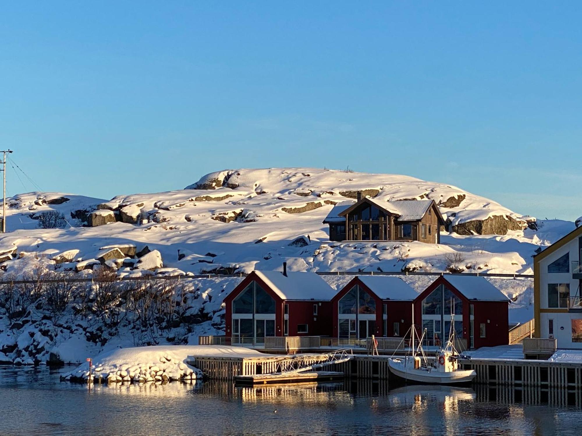 Superior Cabin Ballstad Lofoten Экстерьер фото