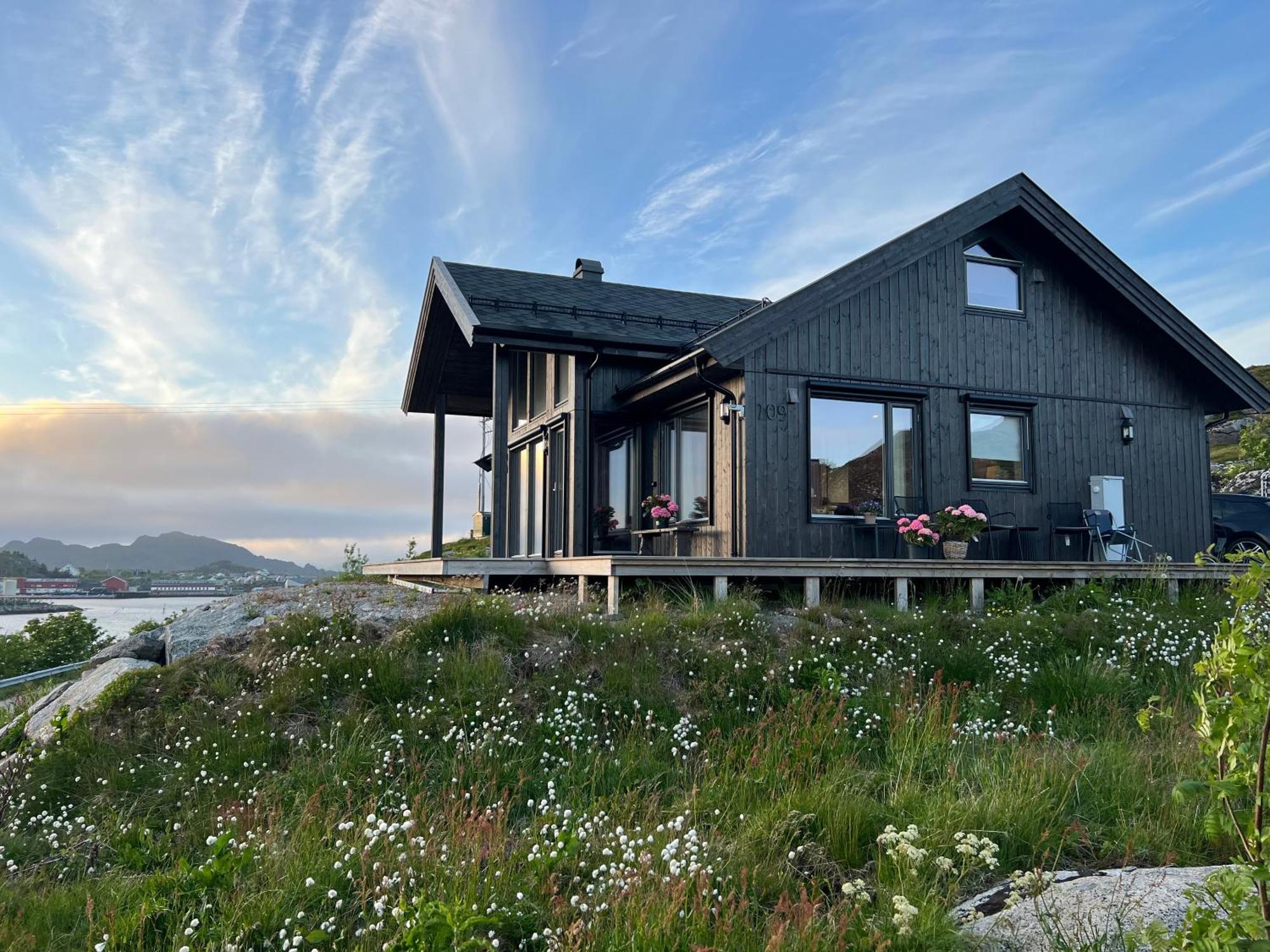 Superior Cabin Ballstad Lofoten Экстерьер фото